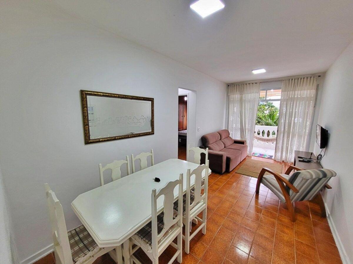 Ap 02 Dorms - Enseada - Com Sacada, Ar-Cond, Wi-Fi, 01 Vaga, Lado Praia غوارويا المظهر الخارجي الصورة